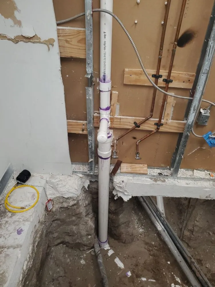 Quality water heater service experts serving Miami, FL - R & M Service and Repair