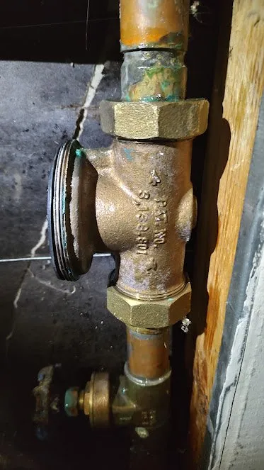 Slide of R & R Plumbing