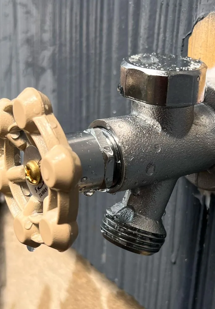 Slide of R & T Plumbing and Heating