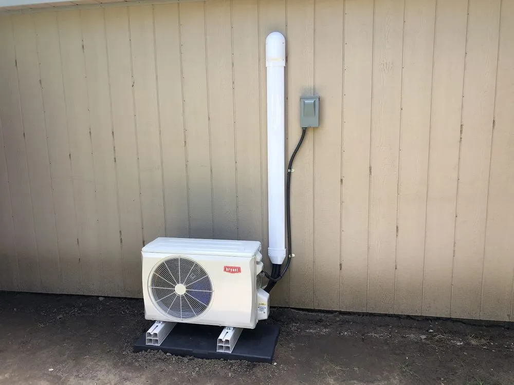 Slide of R & T Yoder