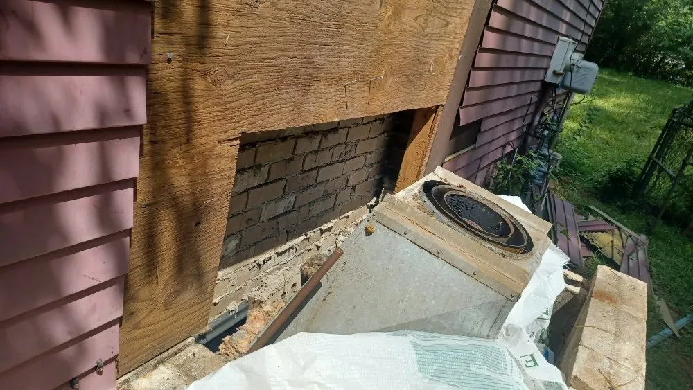 Quality water heater service in Heflin, AL by R and M  Revision & Restorations