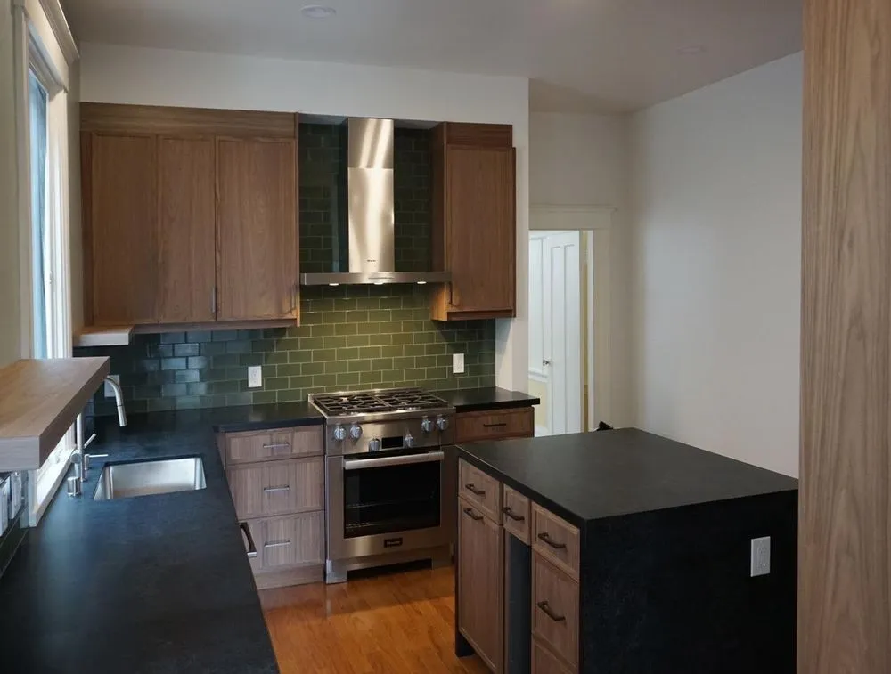 Slide of R Bay Construction