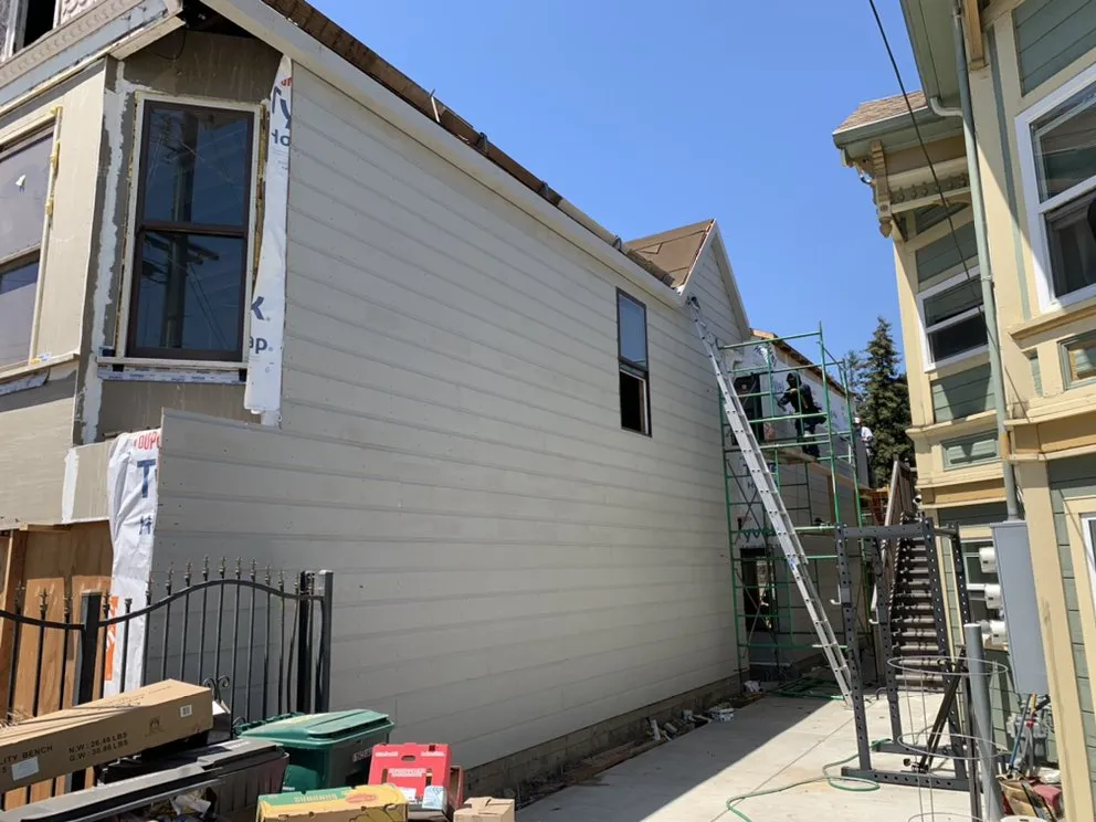 Slide of R Bay Construction