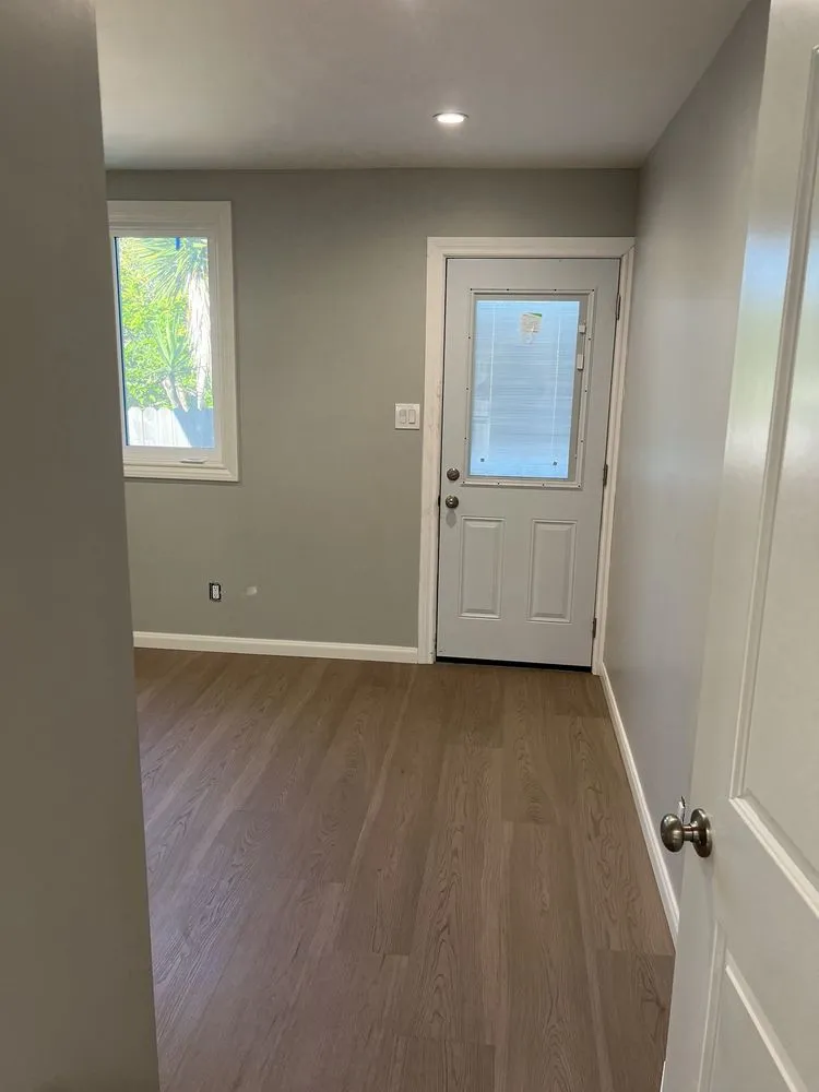 Slide of R Bay Construction