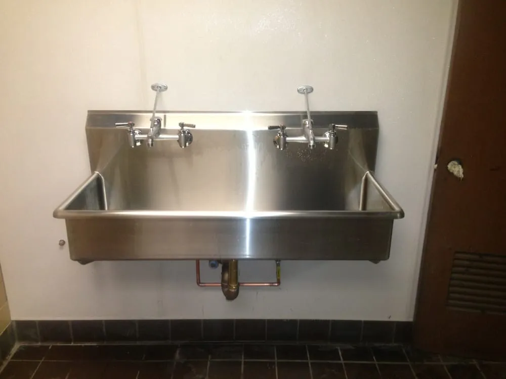 Slide of R Di Matteo Plumbing Heating