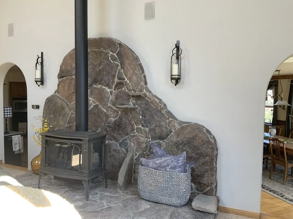 Slide of R PV Advanced Painting