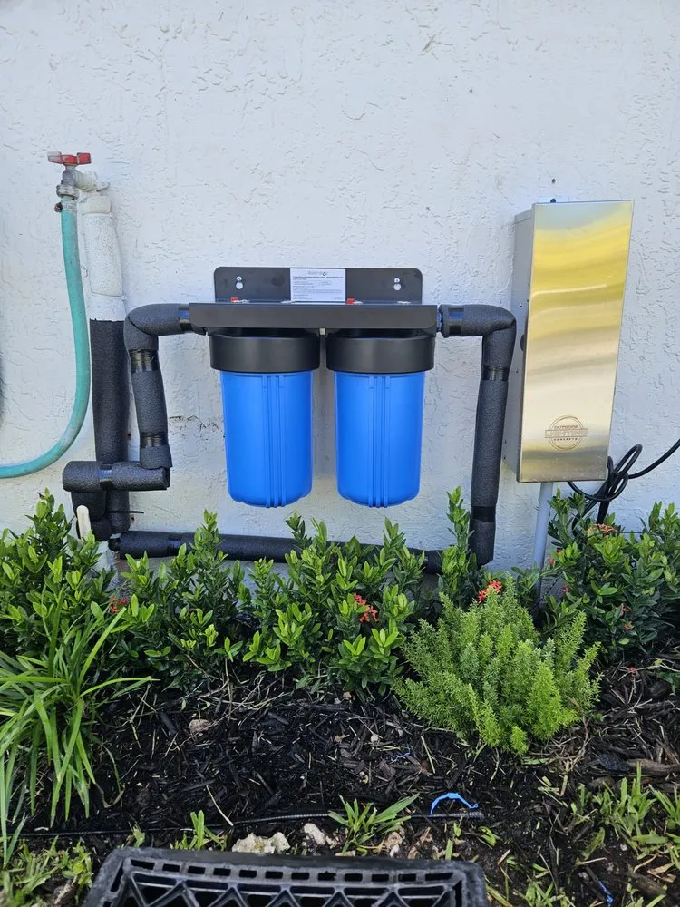 Trusted drain cleaning in North Miami Beach, FL by R1 PLUMBING SOLUTIONS