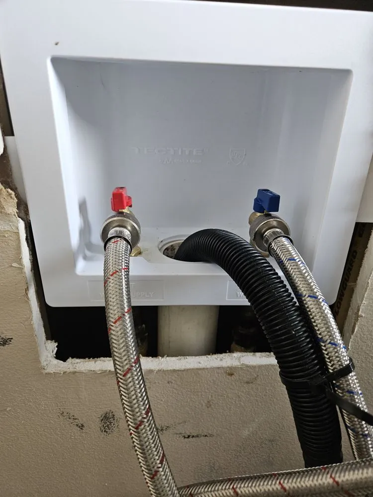 Slide of R1 PLUMBING SOLUTIONS