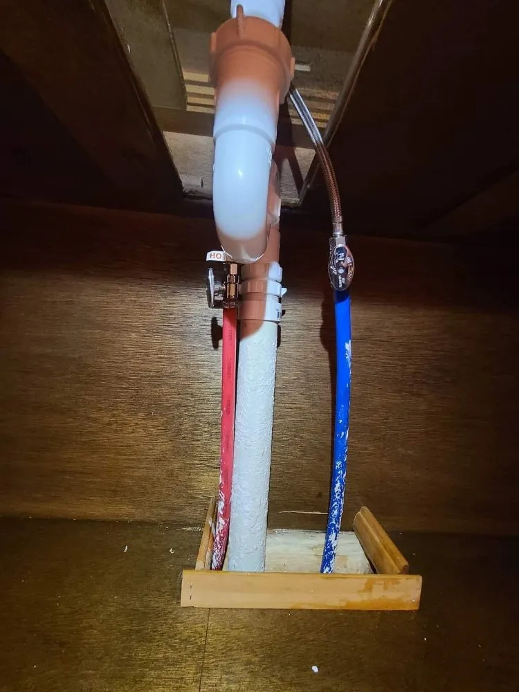 Slide of Raa Plumbing Extermination and More