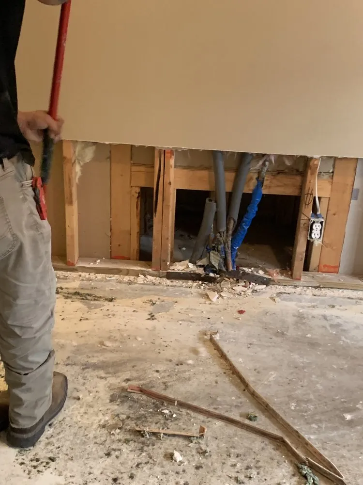 Professional pipe repair for homes in Austin, TX by Radiant Plumbing & Air Conditioning - Austin