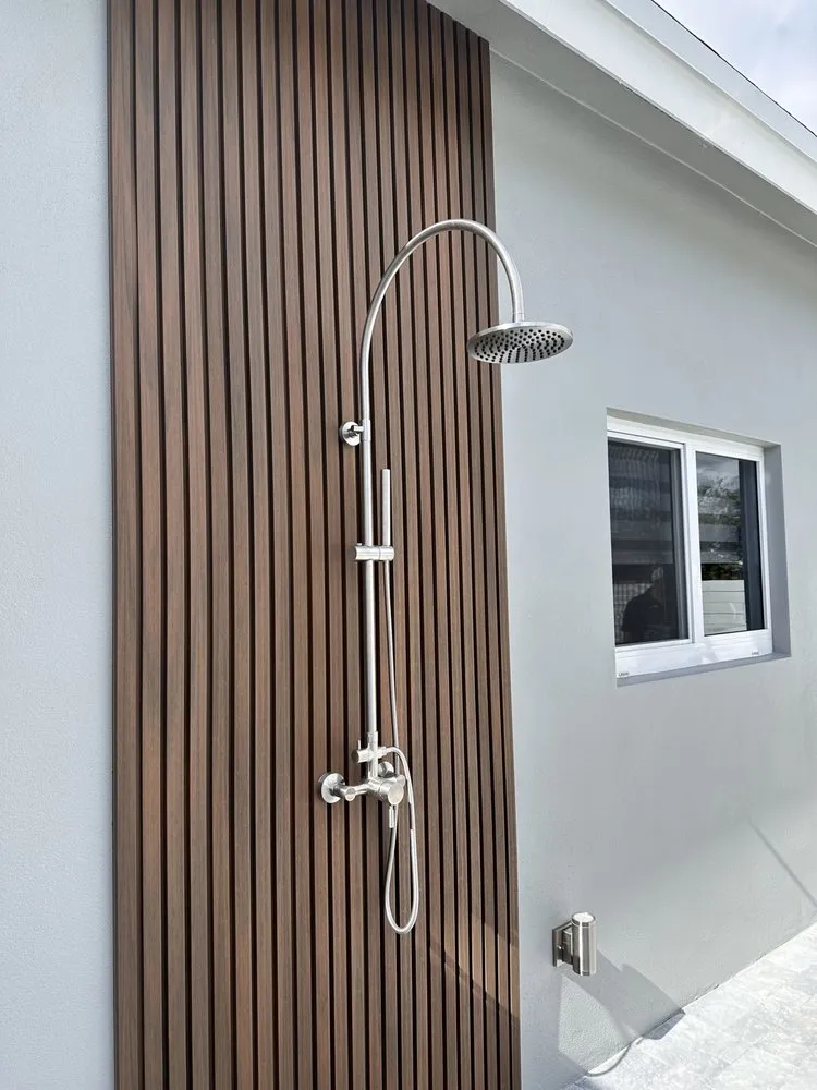 Slide of Rafael Bazail