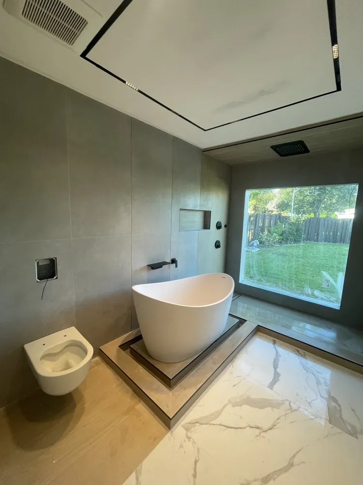 Slide of Rafael Bazail