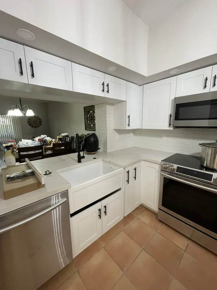 Slide of Rafael Bazail