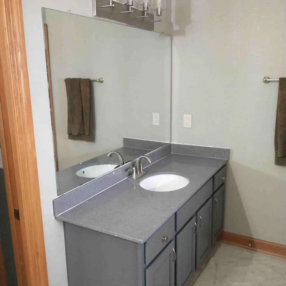 Slide of Rafael Handyman