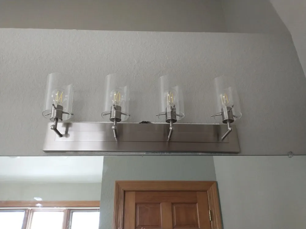 Slide of Rafael Handyman