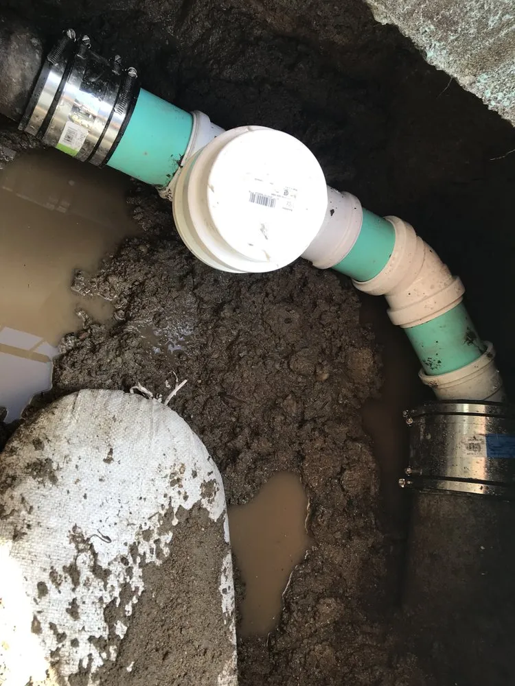 Affordable emergency plumbing service in Seattle, WA - Rainier Rooter & Plumbing