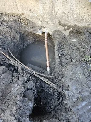 RalphB Plumbing services Logo