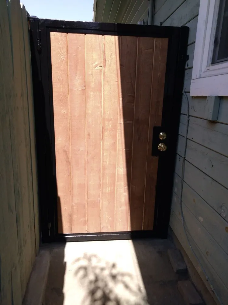 Slide of Ramirez Handyman Services