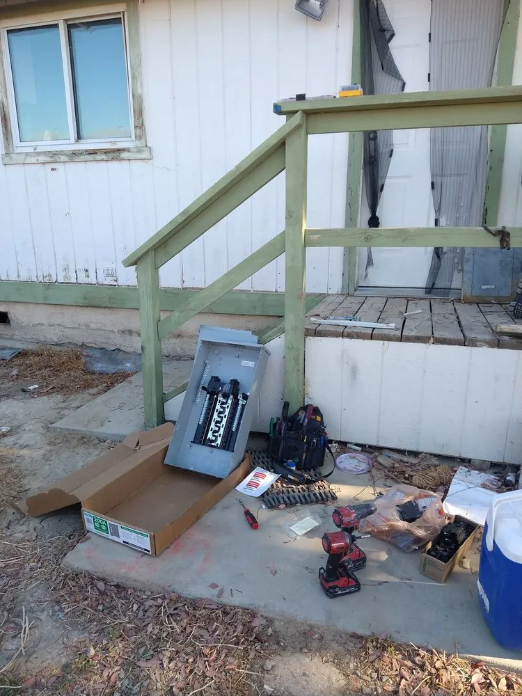 Slide of Ramirez Handyman Services