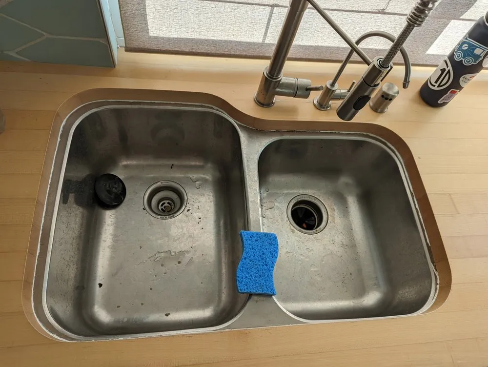 Slide of Rancho Bernardo Handyman