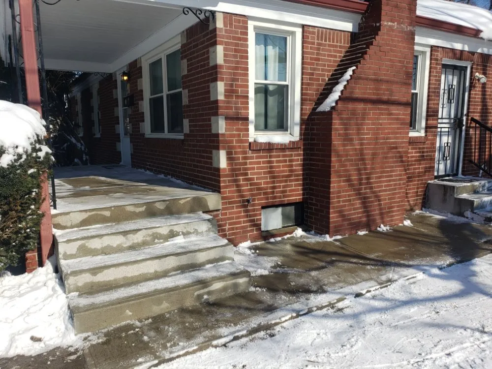 Slide of Randys Renovation INDY