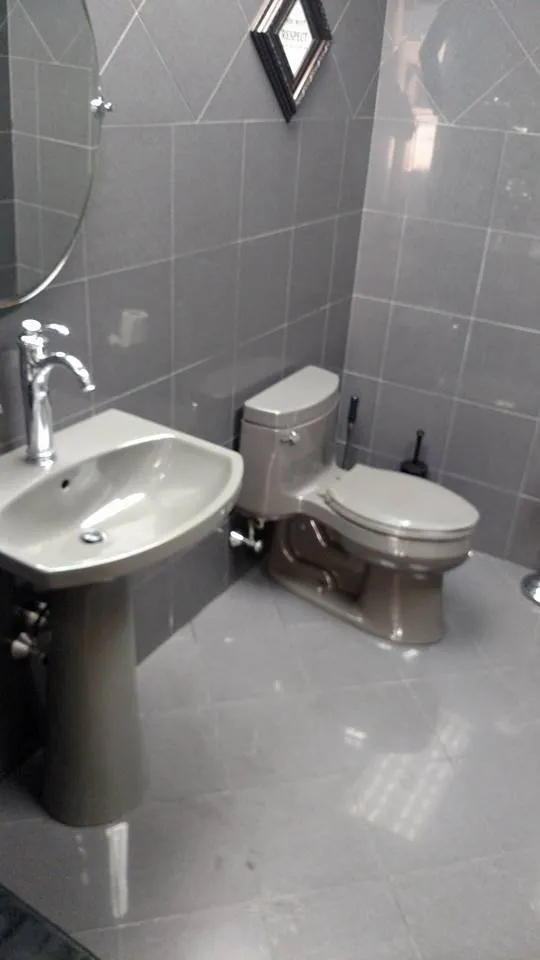 Slide of Rapid Response Plumbing