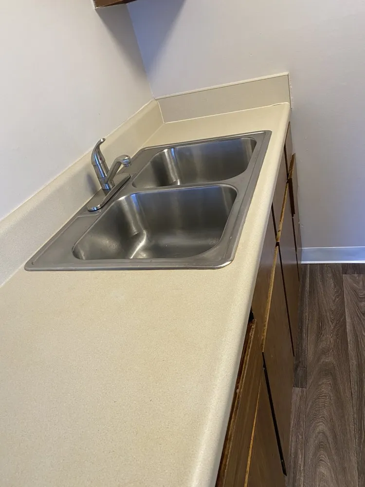 Slide of Rapmary Cleaning Handyman Service