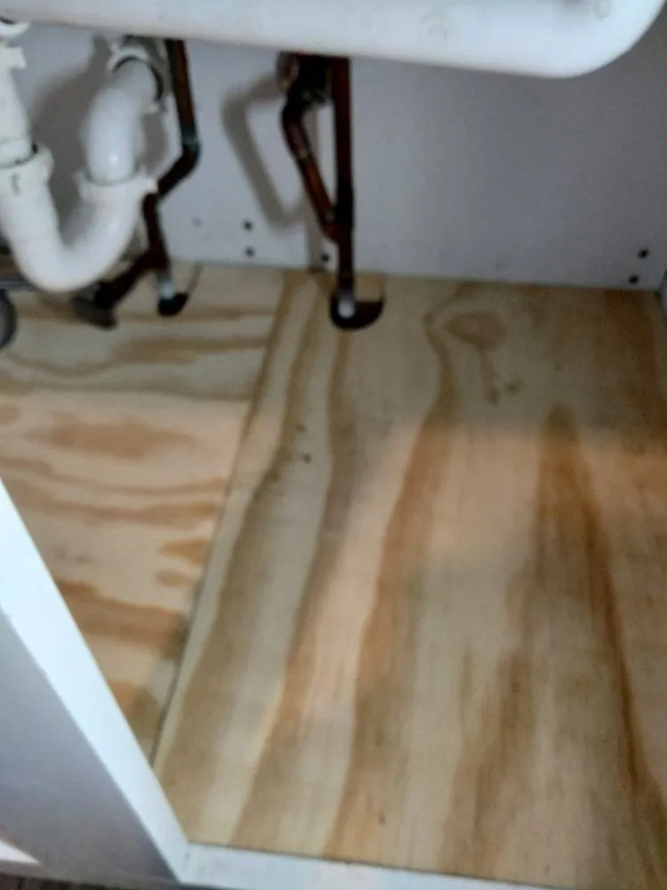 Emergency emergency plumbing service in Centreville, IL - Ras Property Preservation Management Group