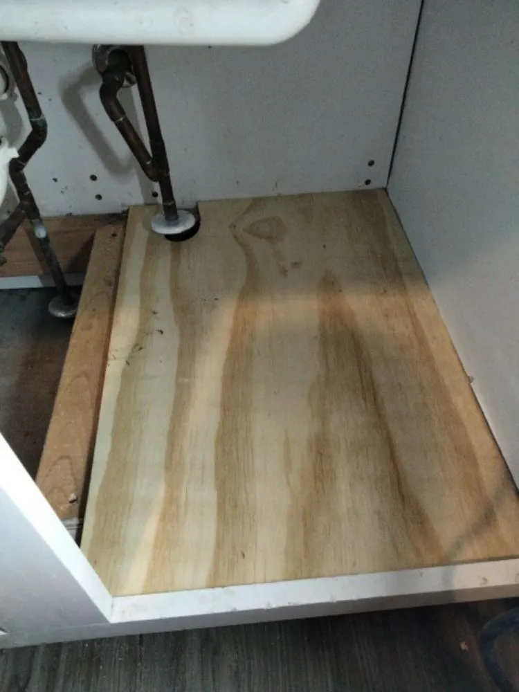 Emergency pipe repair in Centreville, IL by Ras Property Preservation Management Group