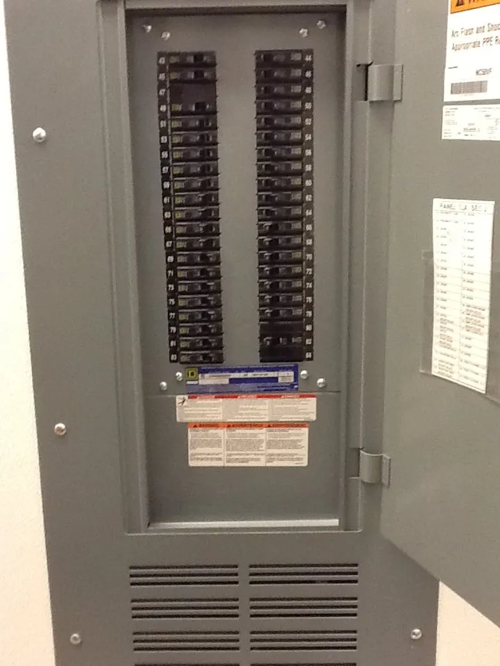 Slide of Raufi Services