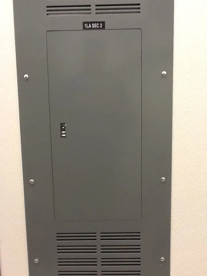 Slide of Raufi Services