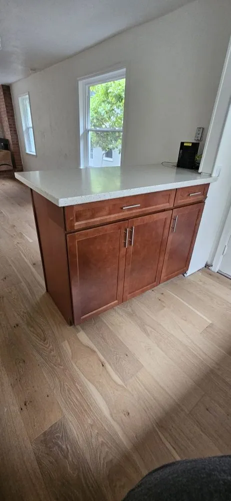 Slide of Raul Reyes Handyman