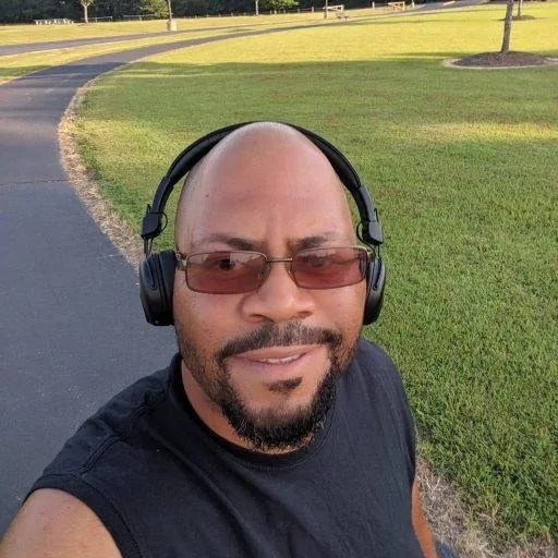 Slide of Ray Can Handyman