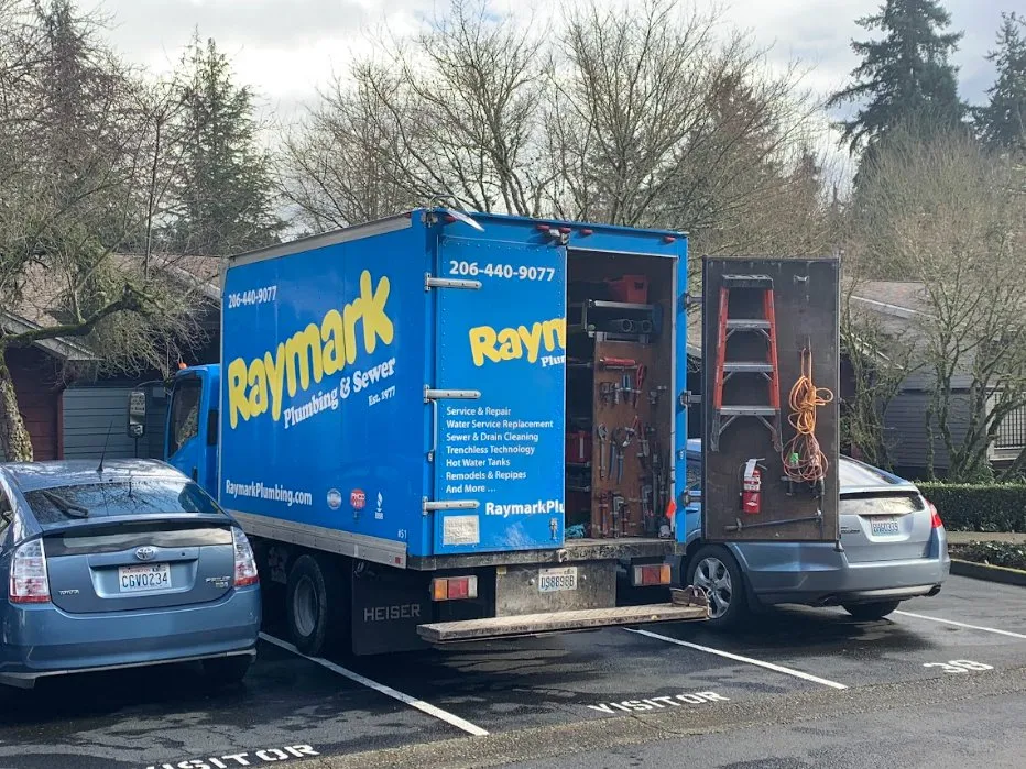 Professional emergency plumbing in Seattle, WA by Raymark Plumbing & Sewer