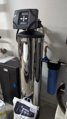 Rayne Water Conditioning Logo