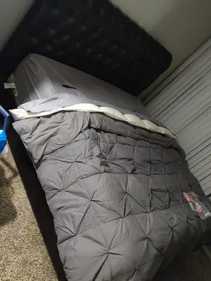 Ray's Handyman Service Logo