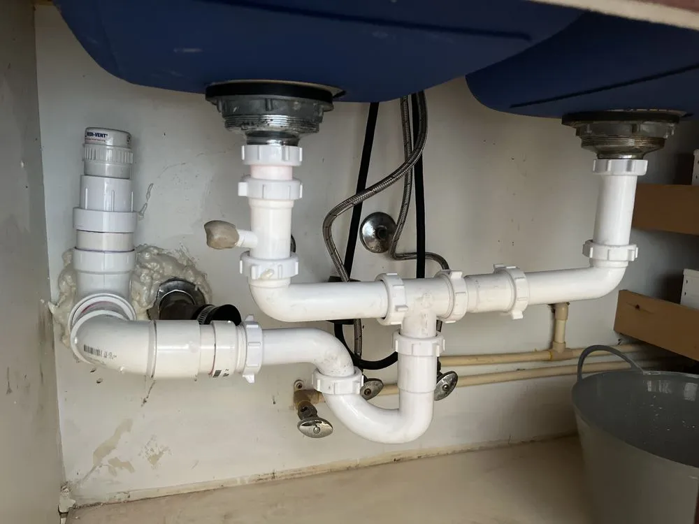 Slide of RB Plumbing & Construction