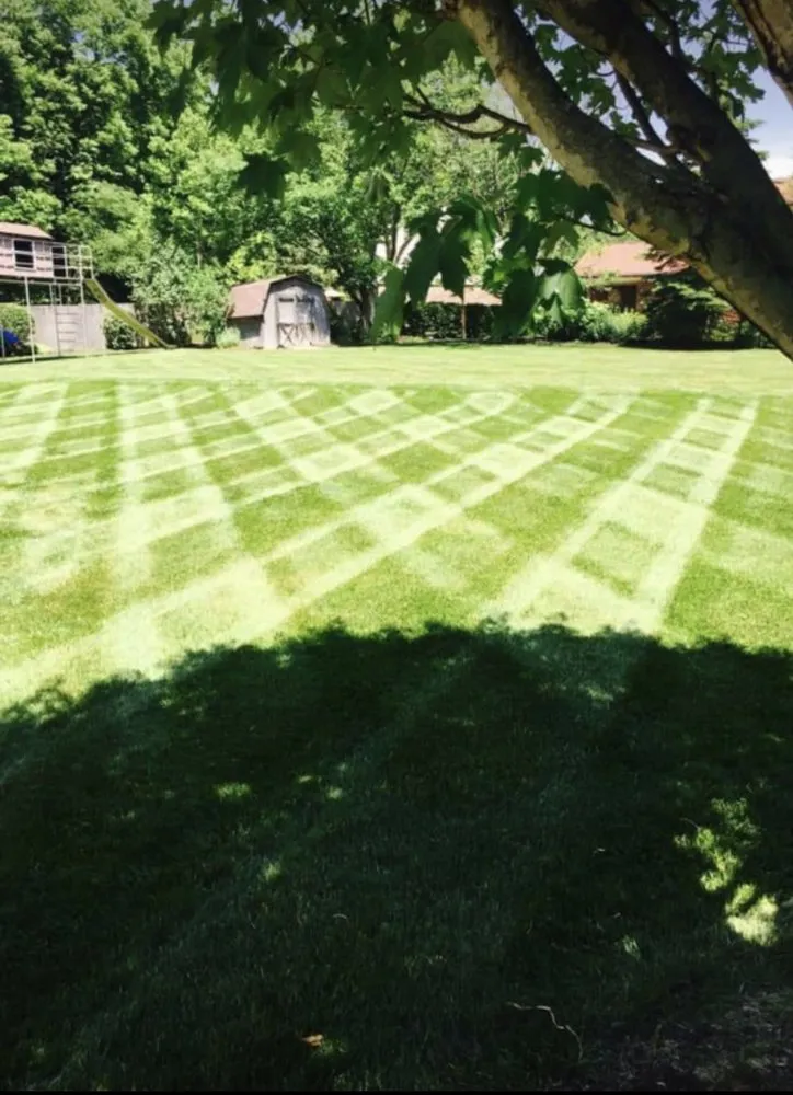 Slide of RC Landscaping & Lawncare