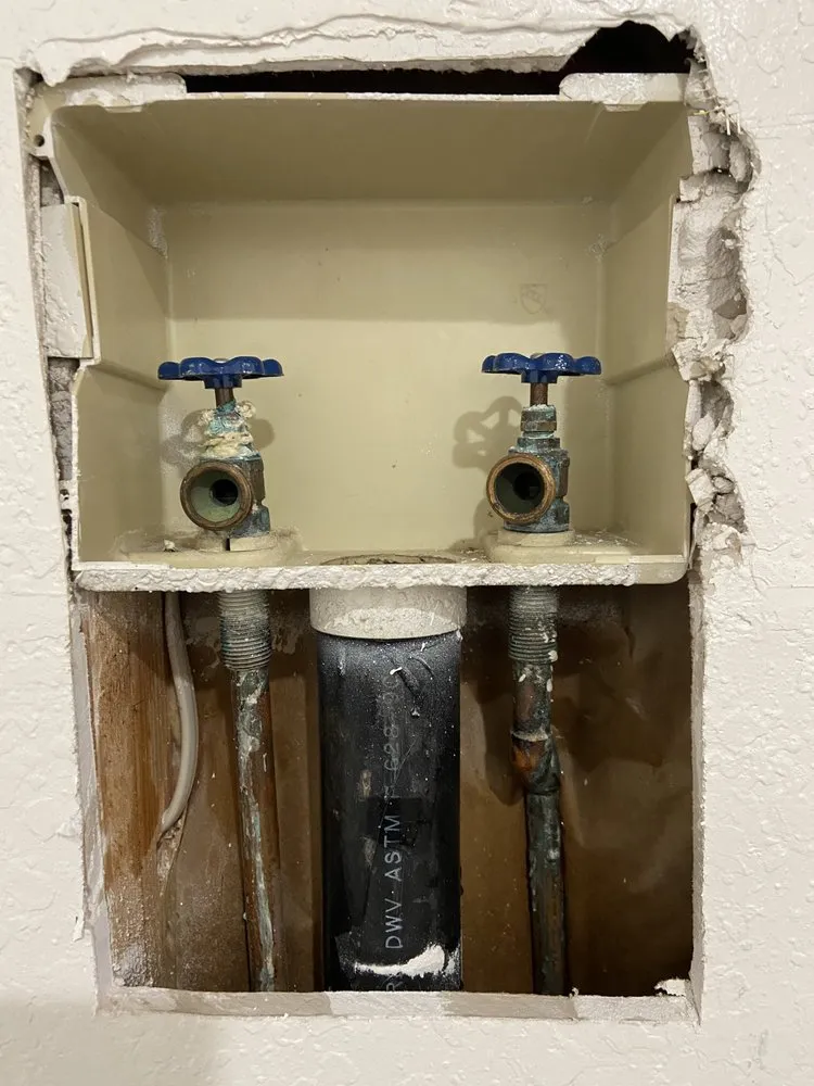 Trusted pipe repair for homes in Phoenix, AZ by RC Retrofit Plumbing