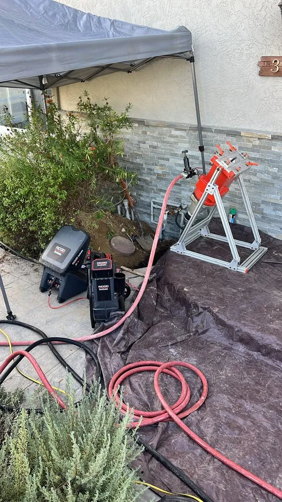 Slide of RDZ Plumbing and Drains