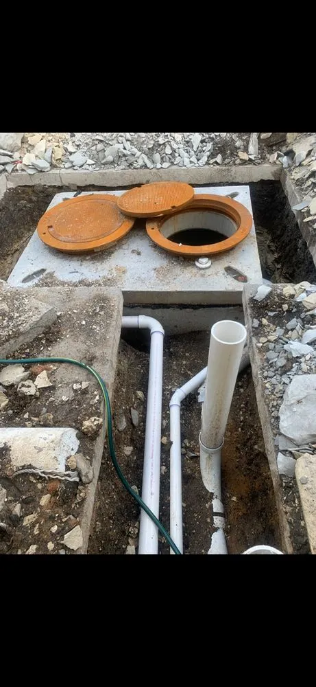 Slide of R&E Martinez Plumbing