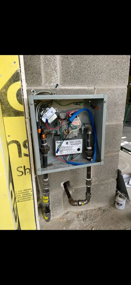 Slide of R&E Martinez Plumbing