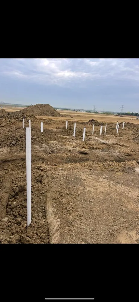 Slide of R&E Martinez Plumbing