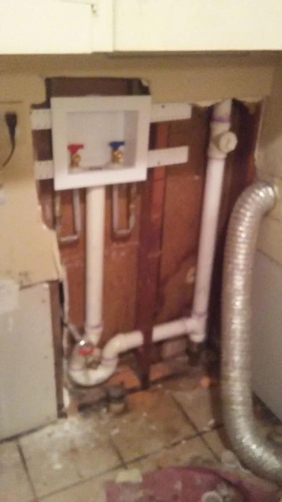 Professional water heater service service in Benton, LA - Reasonable Plumbing and Repair