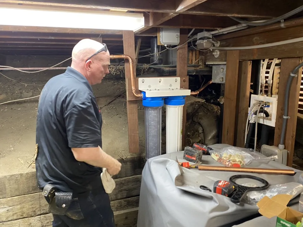 Affordable pipe repair service in Los Angeles, CA - Red Lilly Plumbing & Rooter