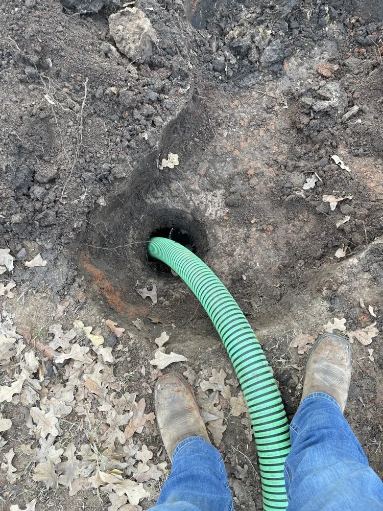 Emergency plumbing repair experts serving Mannsville, OK - Red River Plumbing & Septic