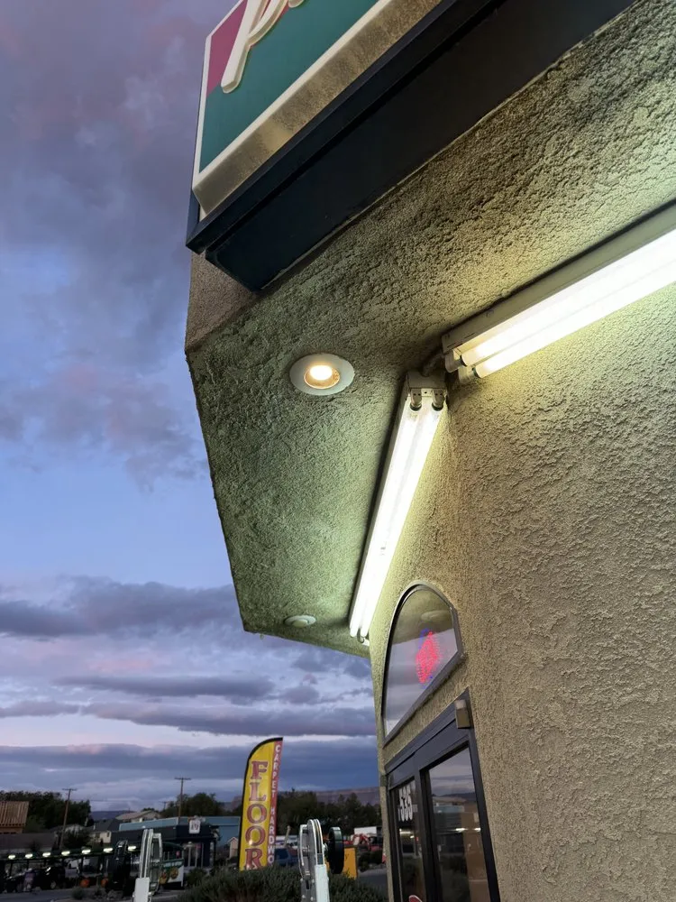 Slide of Red Rock Construction And Remodel