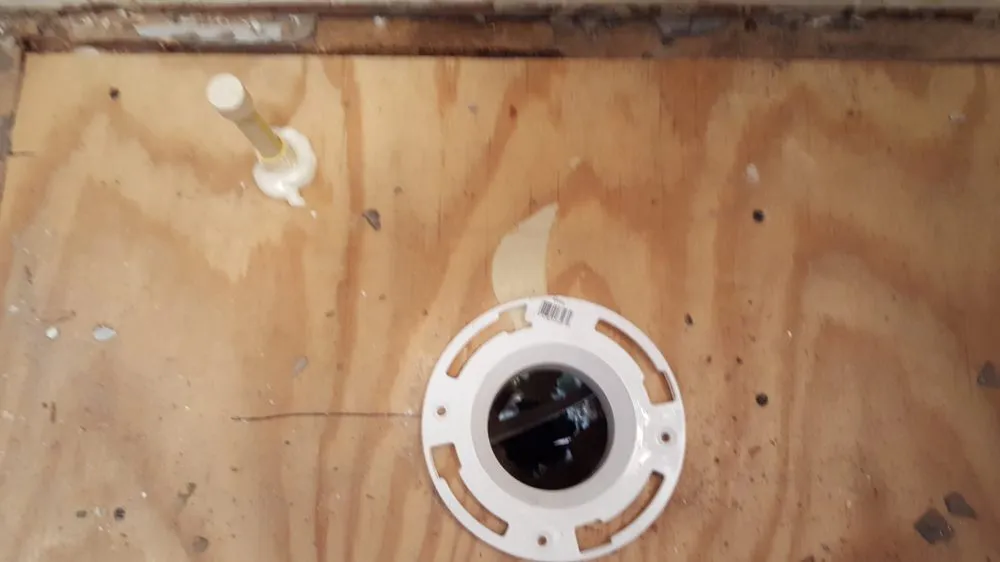 Emergency plumbing repair for homes in Red Oak, TX by Red Wrench Plumbing