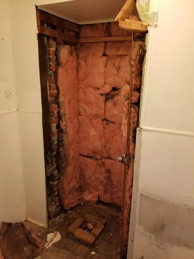 Slide of Red's Handy