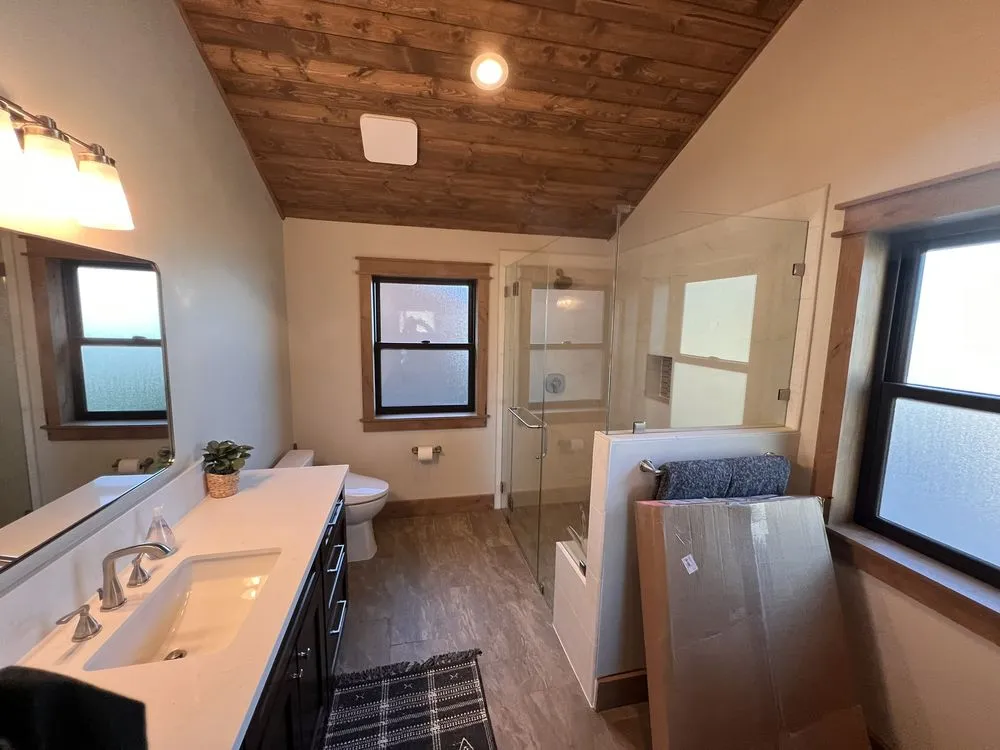 Slide of Redwood Adu